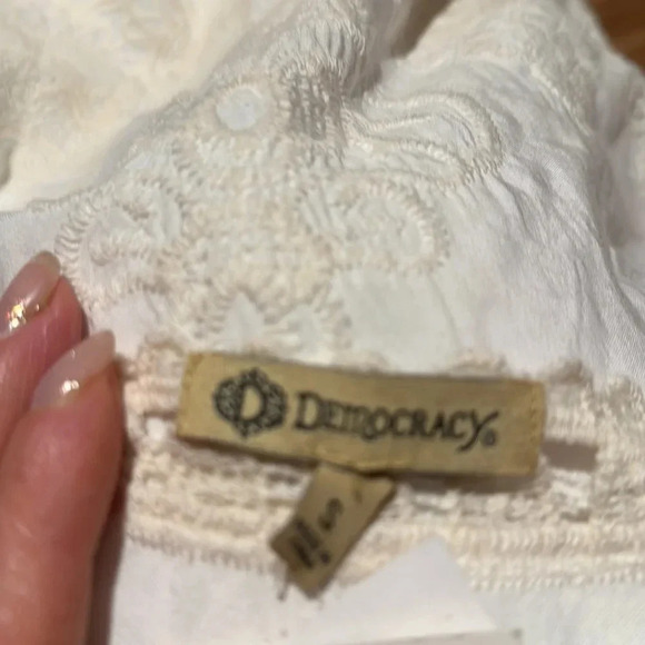 Democracy Womens Crochet Embellished Top - Picture 7 of 7